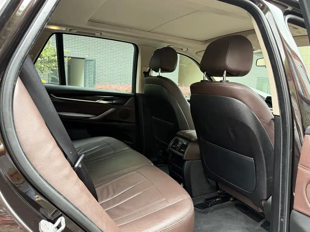 BMW X5 (Import) — миниатюра 4