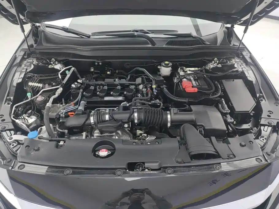 Honda Accord — миниатюра 10