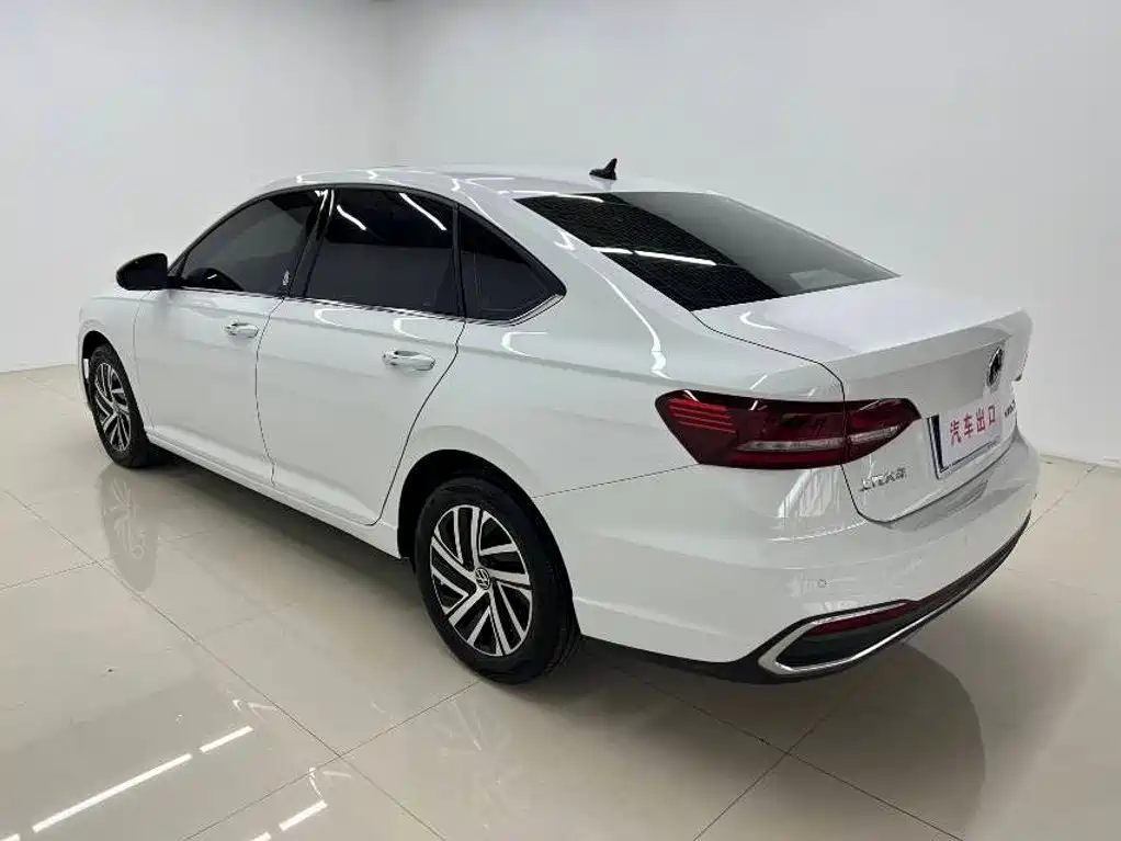 Volkswagen Lavida — миниатюра 6