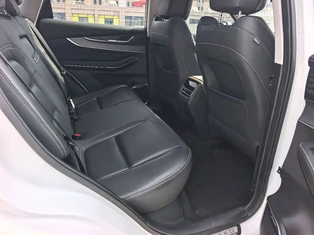 Exeed Zhaofeng C-DM — миниатюра 10