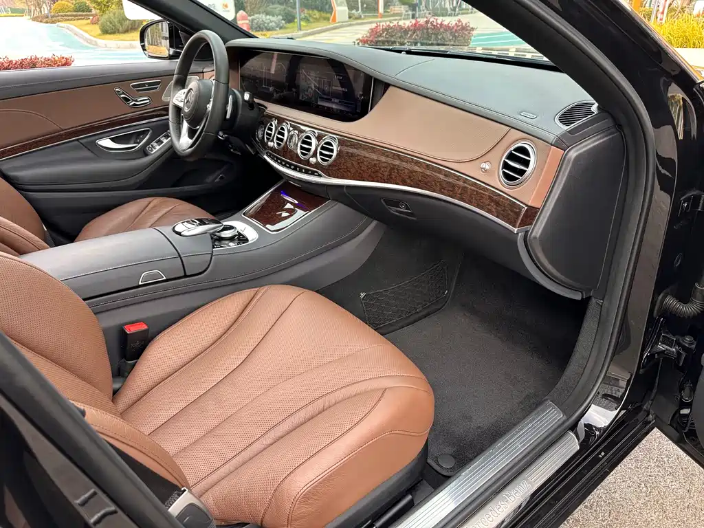 MERCEDES-BENZ S CLASS