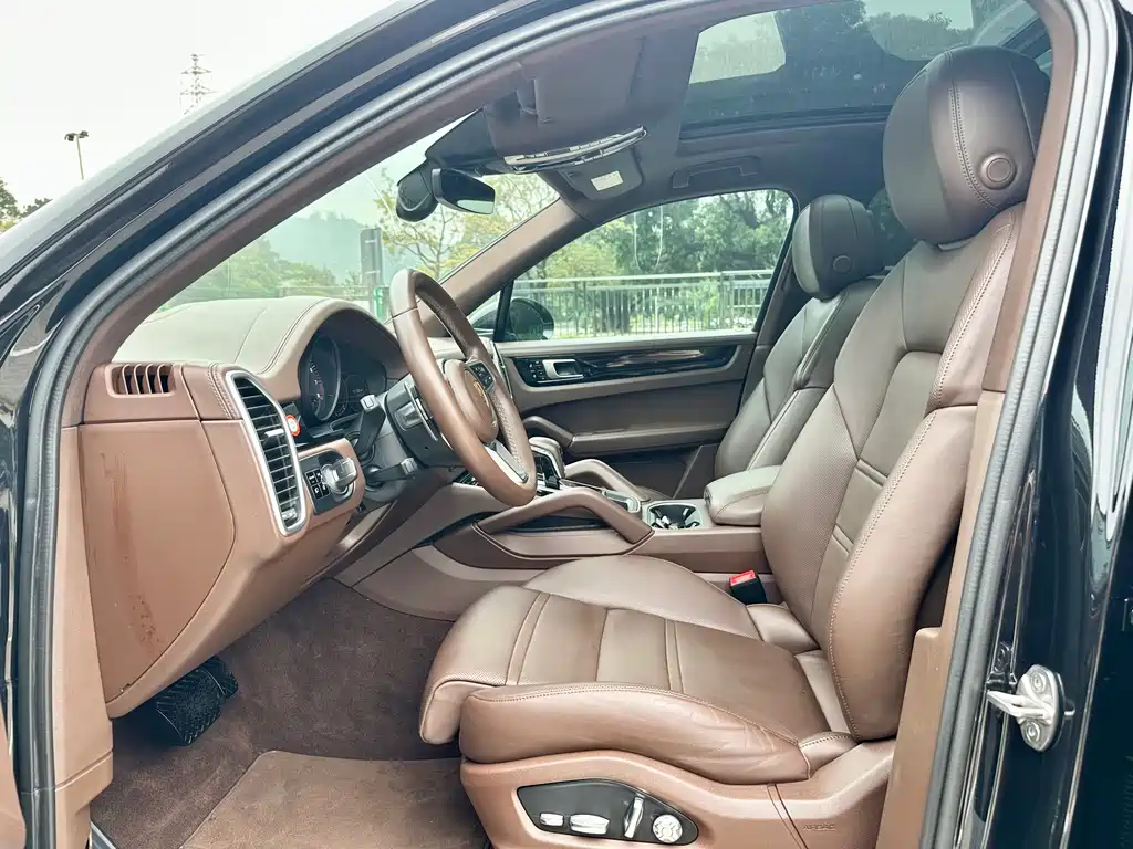 Porsche Cayenne 2019 Cayenne 3.0T