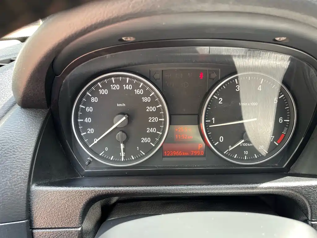BMW X1 — миниатюра 14