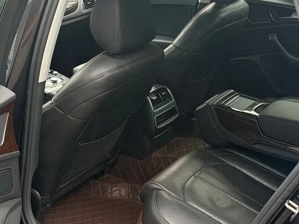 Audi A6L — миниатюра 9