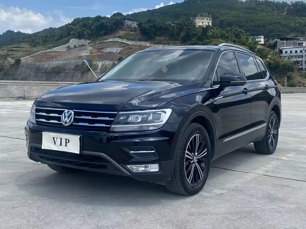 Volkswagen Tiguan L
