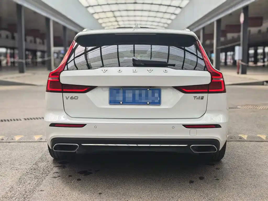 Volvo V60 — миниатюра 10