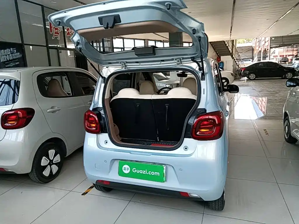 Wuling MINIEV — миниатюра 19