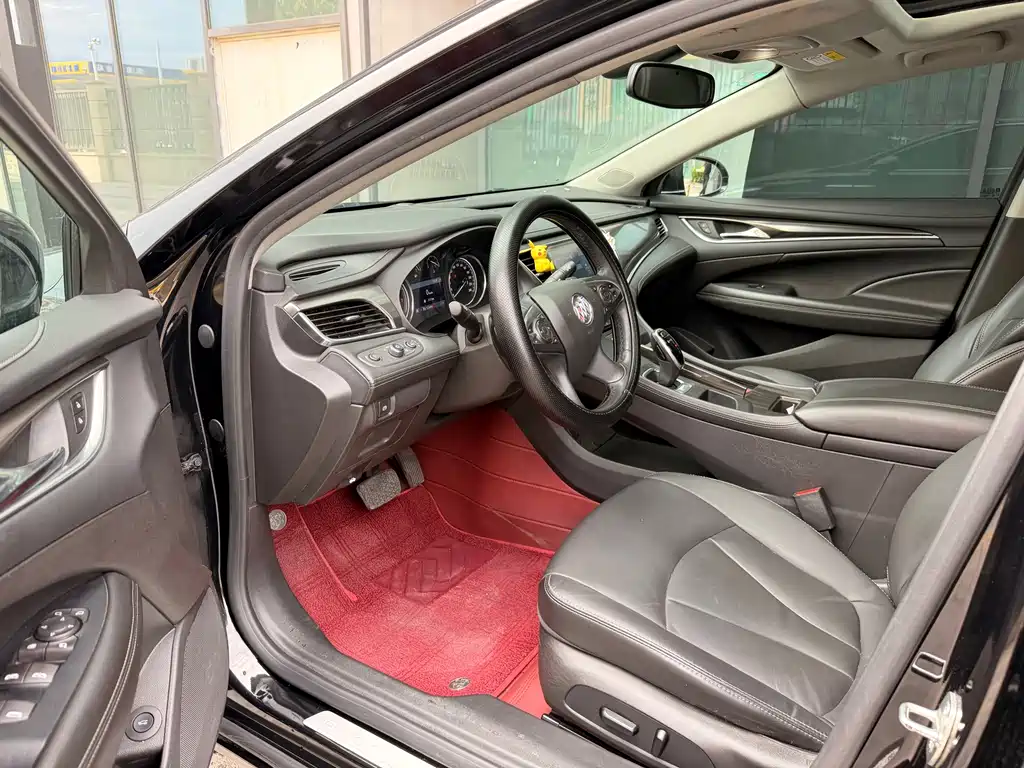 Buick LaCrosse — миниатюра 8