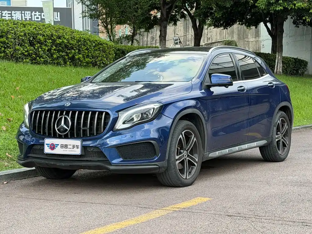 Mercedes-Benz GLA