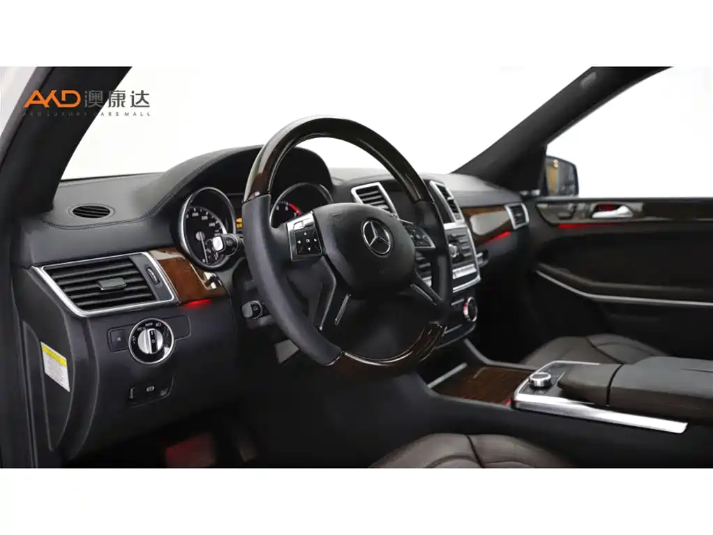 Mercedes-Benz GL-Class — миниатюра 6