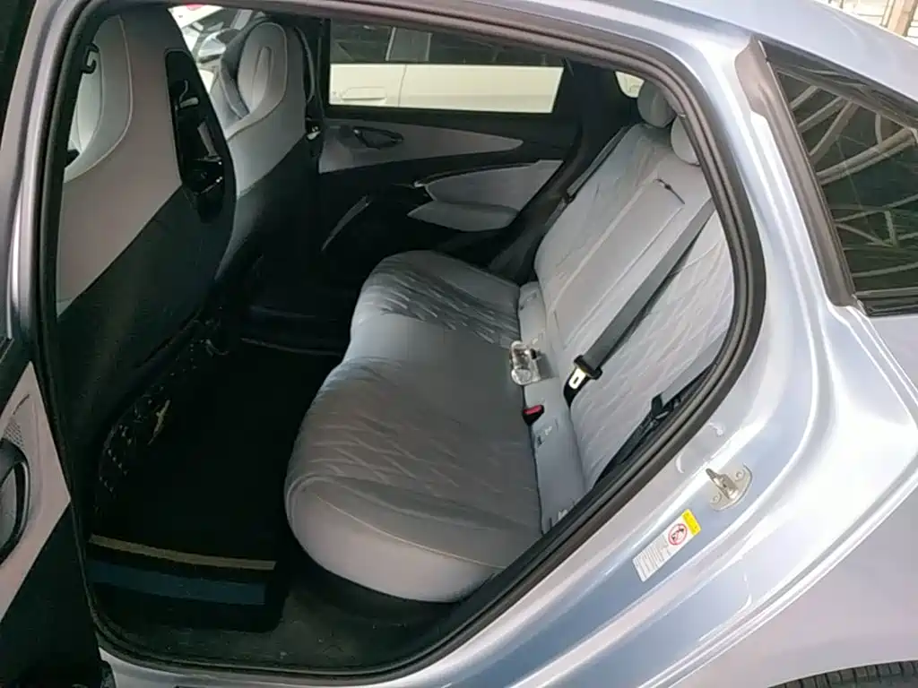BYD Seal — миниатюра 17