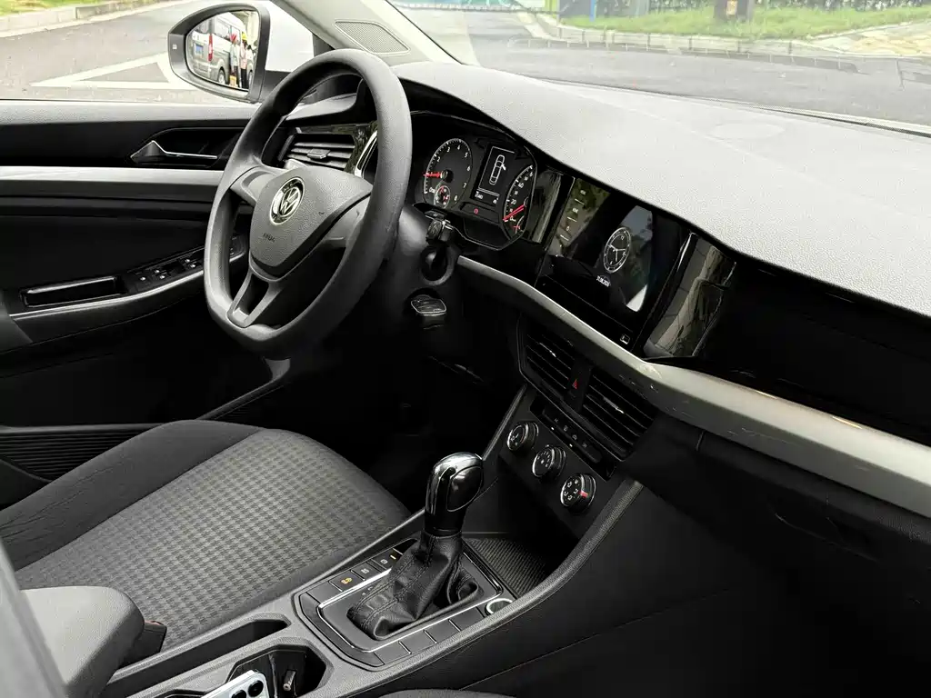 Volkswagen Bora — миниатюра 7