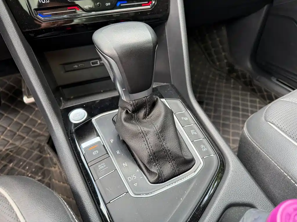Volkswagen Tiguan L — миниатюра 9