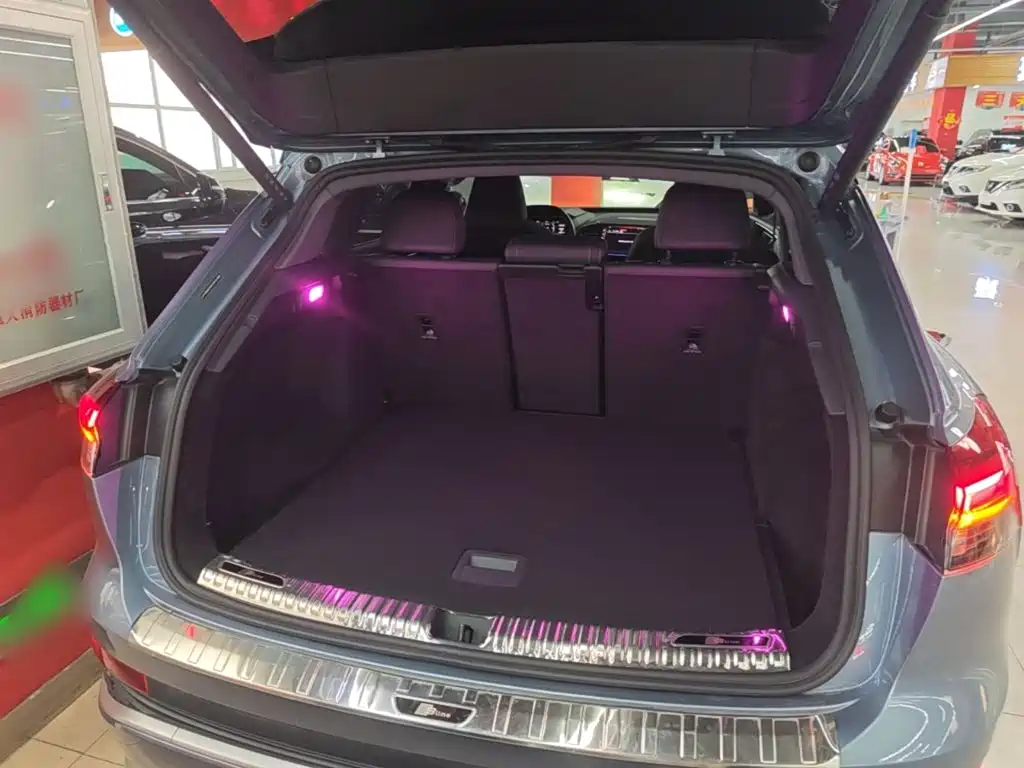 Audi Q4 e-tron — миниатюра 19