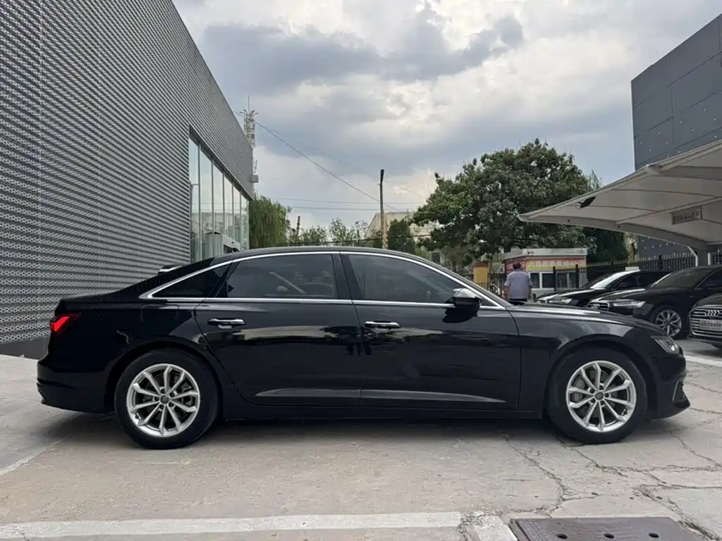 Audi A6L — миниатюра 4