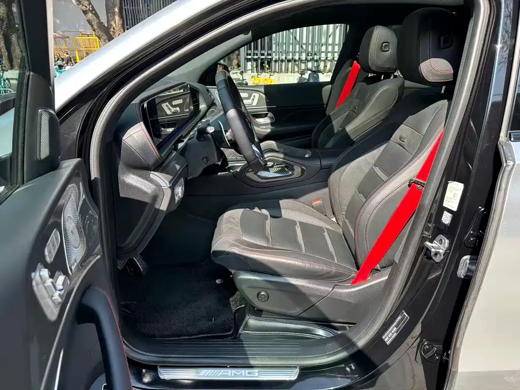 MERCEDES-BENZ GLE COUPE AMG