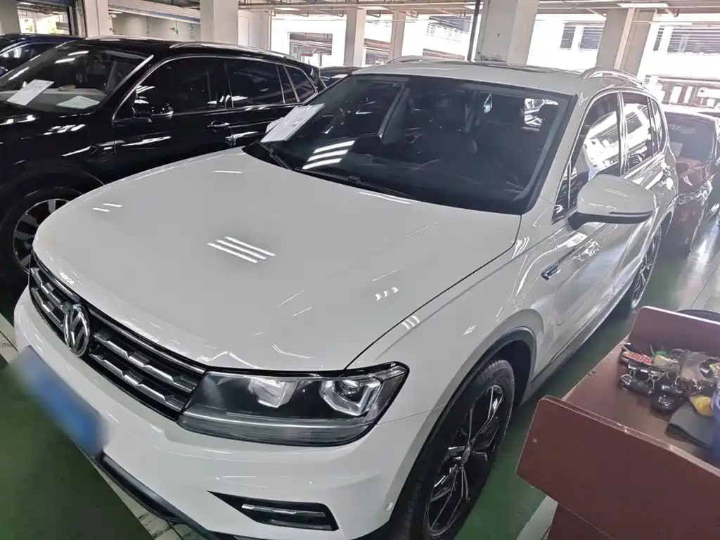 Volkswagen Tiguan L 2021