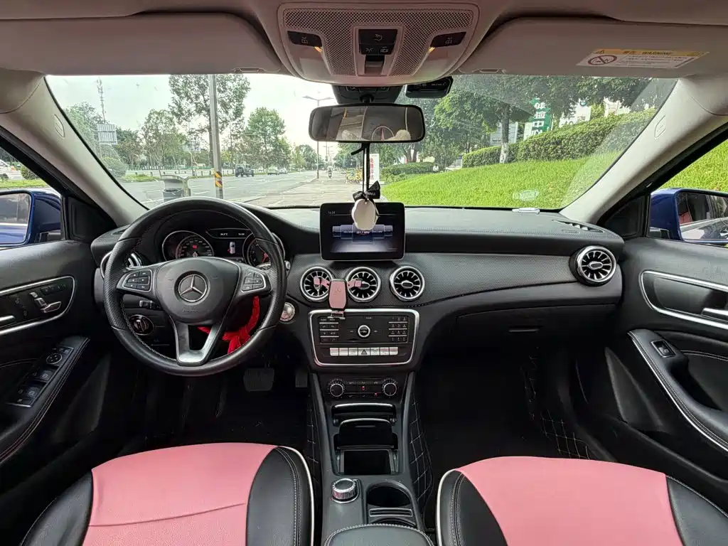 Mercedes-Benz GLA — миниатюра 13