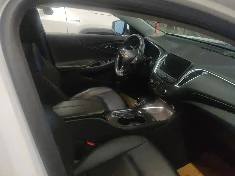 Chevrolet Malibu XL — миниатюра 8