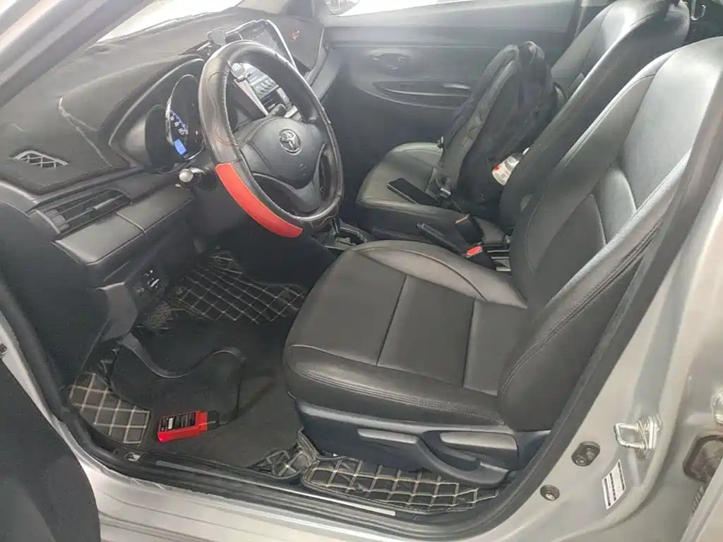 Toyota Yaris L — миниатюра 15