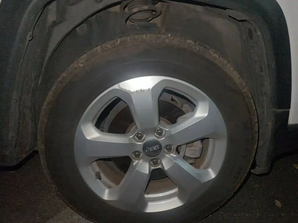 Jeep Compass — миниатюра 24