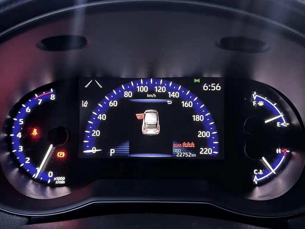 Toyota C-HR — миниатюра 11