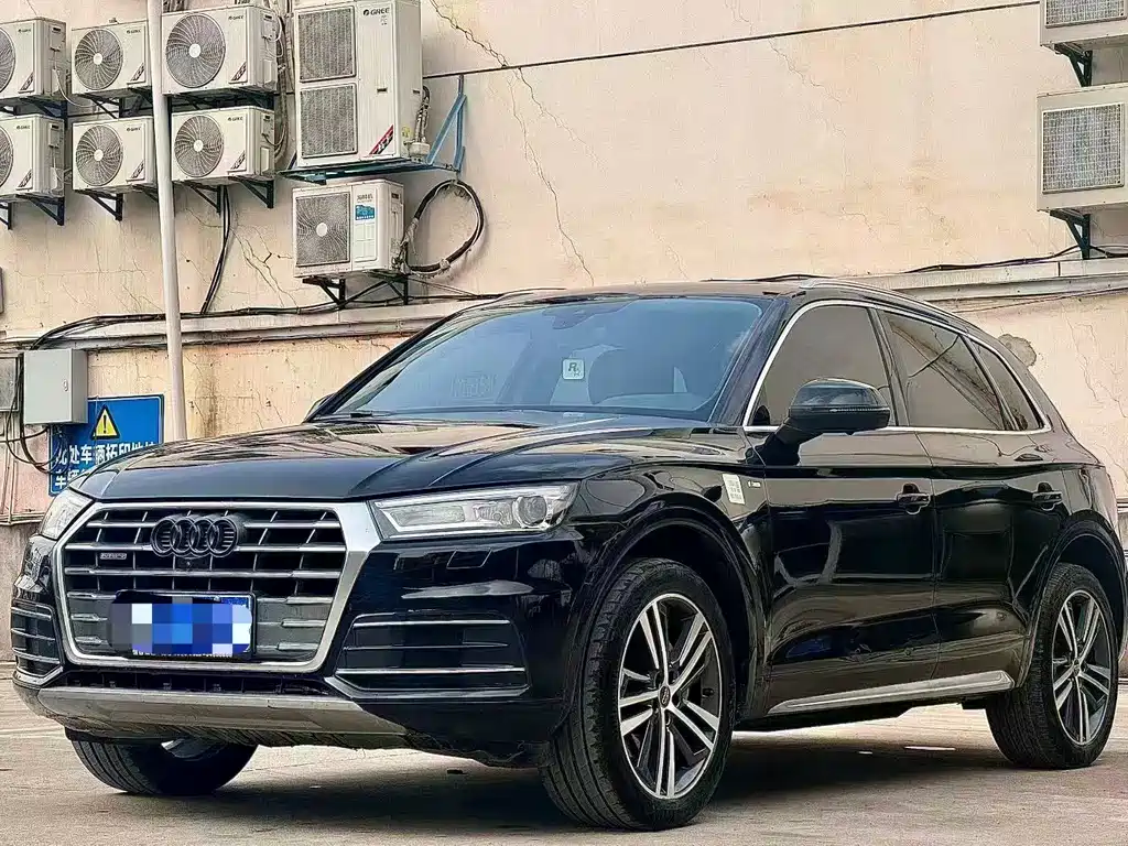 Купить Audi Q5L