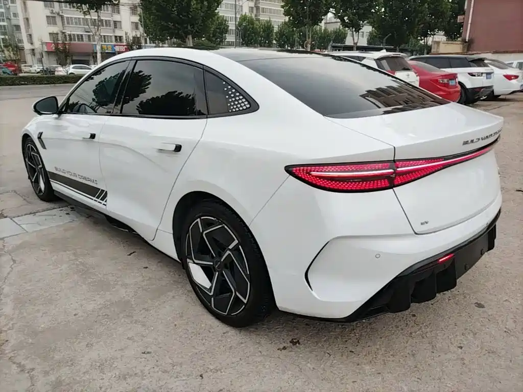 BYD Seal — миниатюра 5