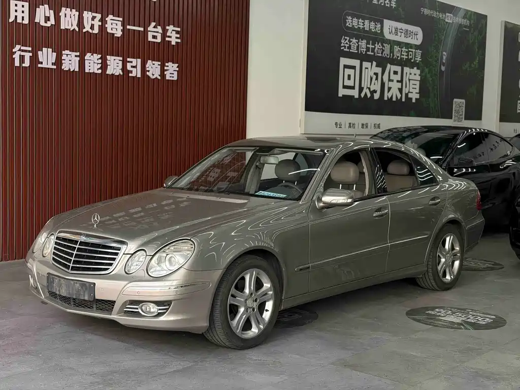 Mercedes-Benz E-Class 2009