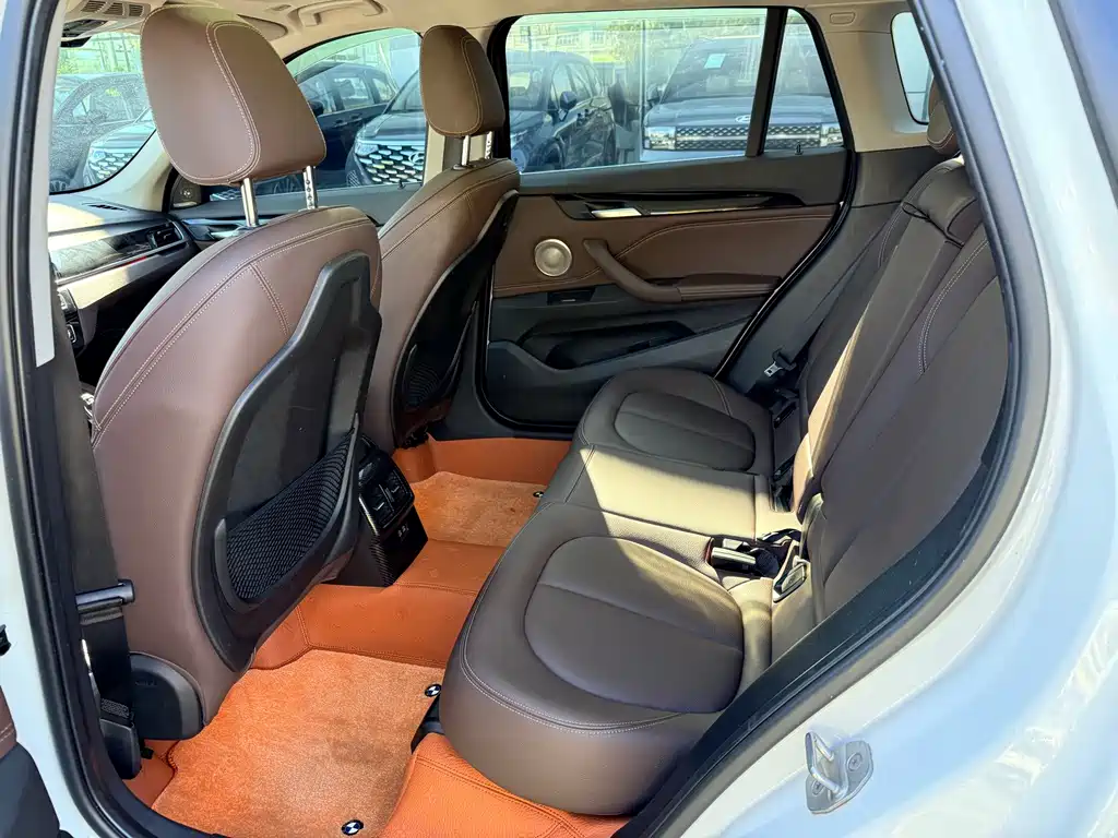 BMW X1 — миниатюра 12