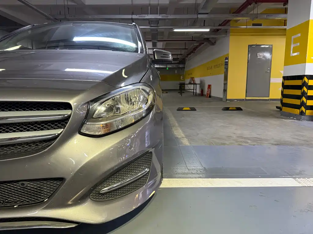 MERCEDES-BENZ B CLASS