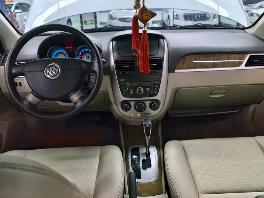 Buick Excelle — миниатюра 12