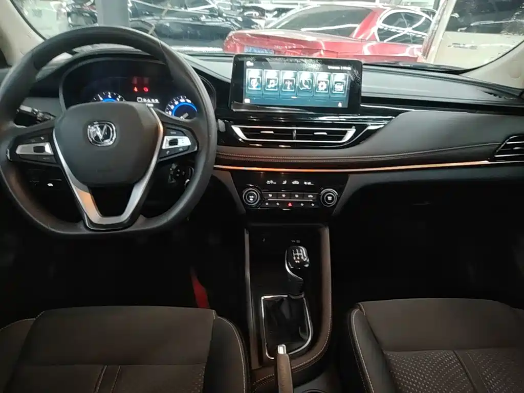 Changan Eado DT — миниатюра 13