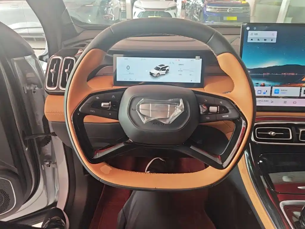 Geely Boyue L — миниатюра 11