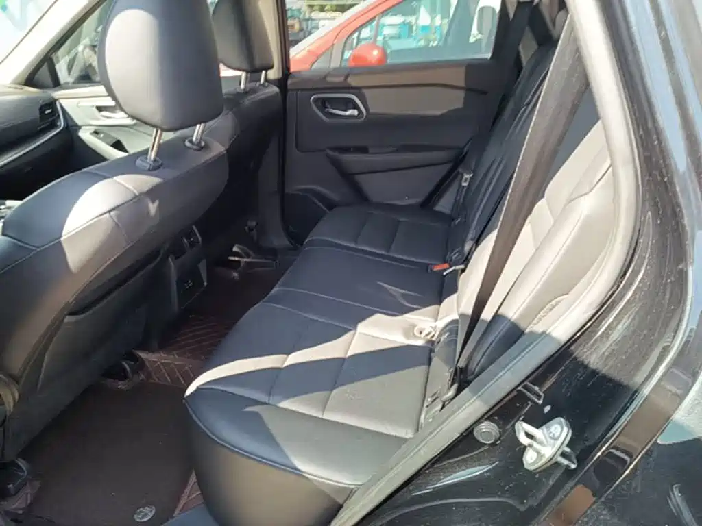 Nissan X-Trail — миниатюра 17