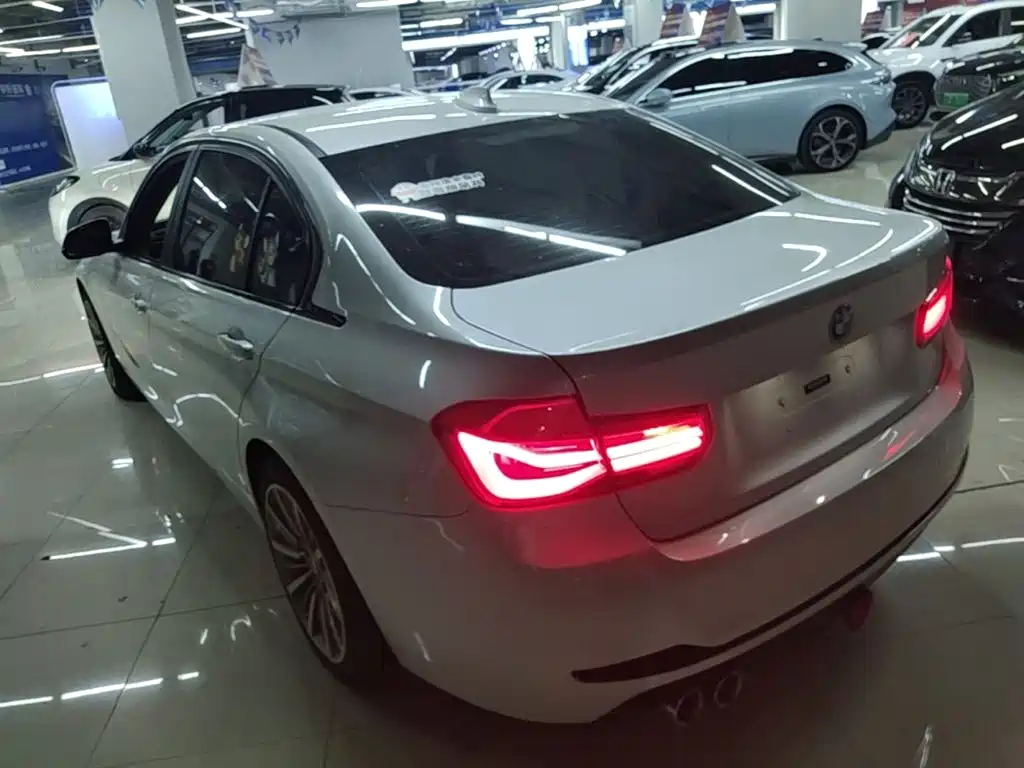 BMW 3 Series — миниатюра 5