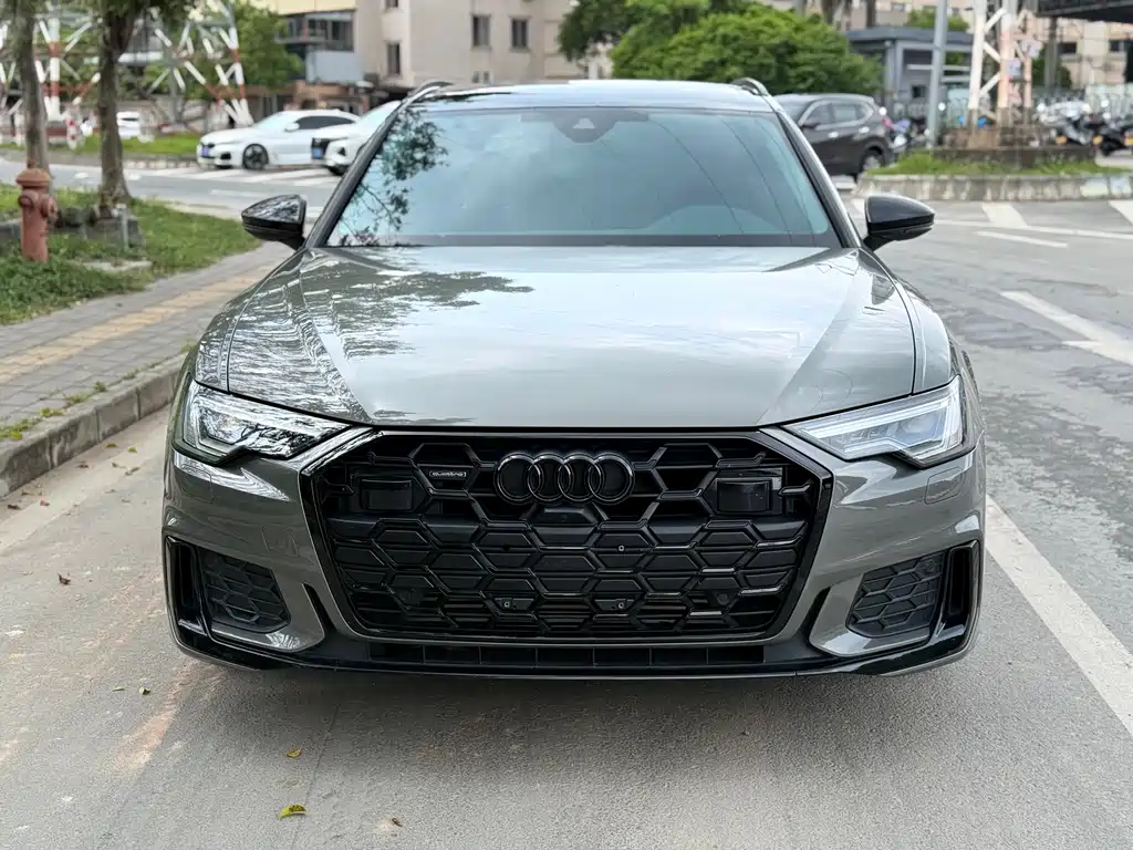 Audi A6 2024 Avant 45 TFSI