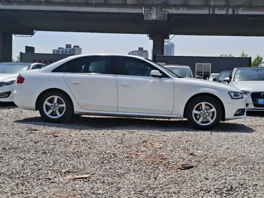 Audi A4L 2013 35 TFSI AT