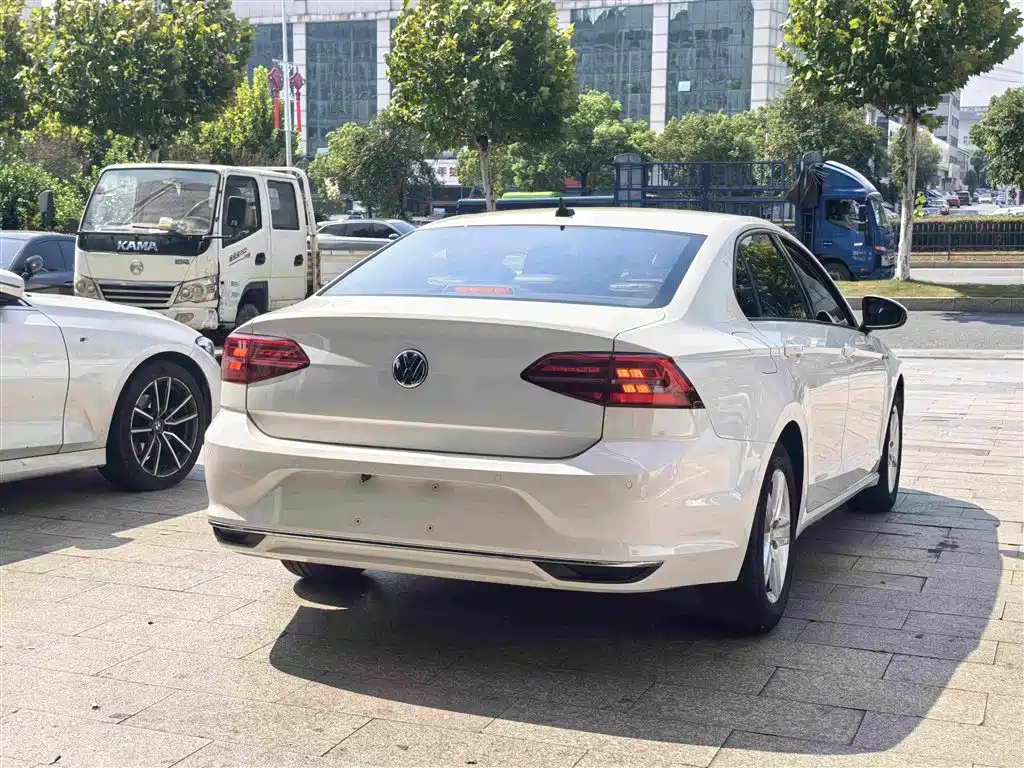 Volkswagen Lamando — миниатюра 7