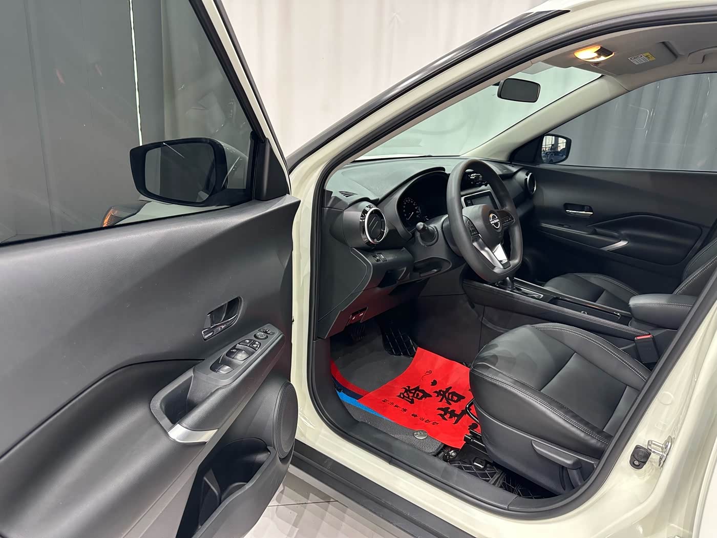 Nissan Kicks 1.5 л 2024 г. Белый, пробег 41600 км