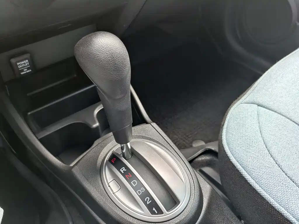 Honda Fit — миниатюра 12