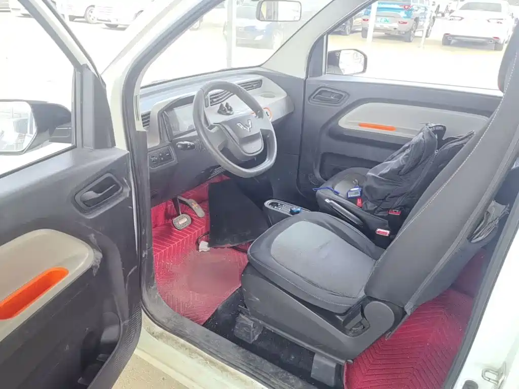 Wuling MINIEV — миниатюра 15