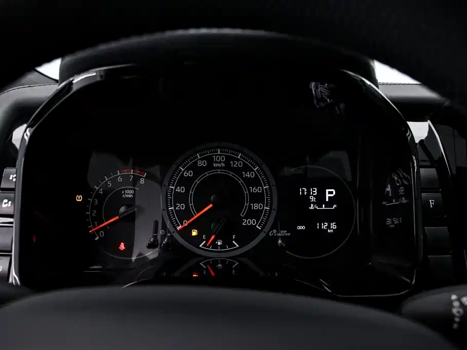 Toyota HiAce 2025 3.5L AT