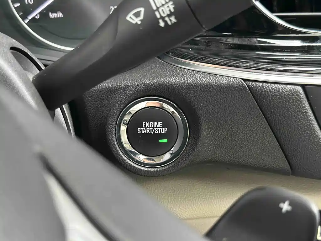 Buick Regal — миниатюра 4