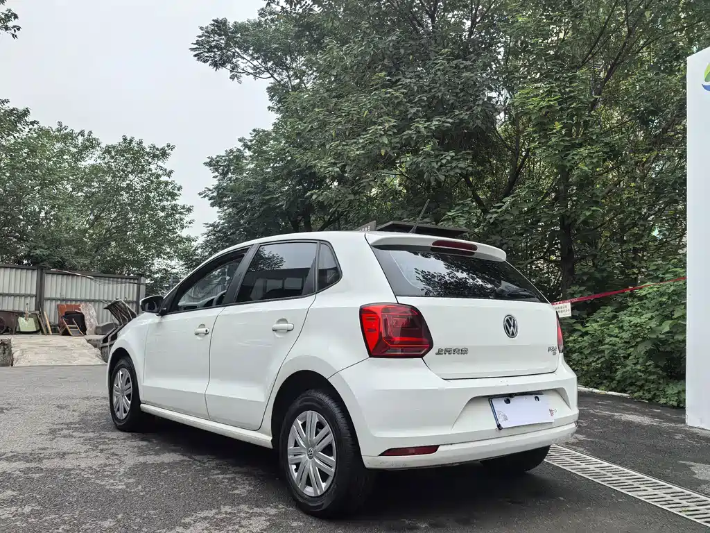 Volkswagen Polo — миниатюра 5