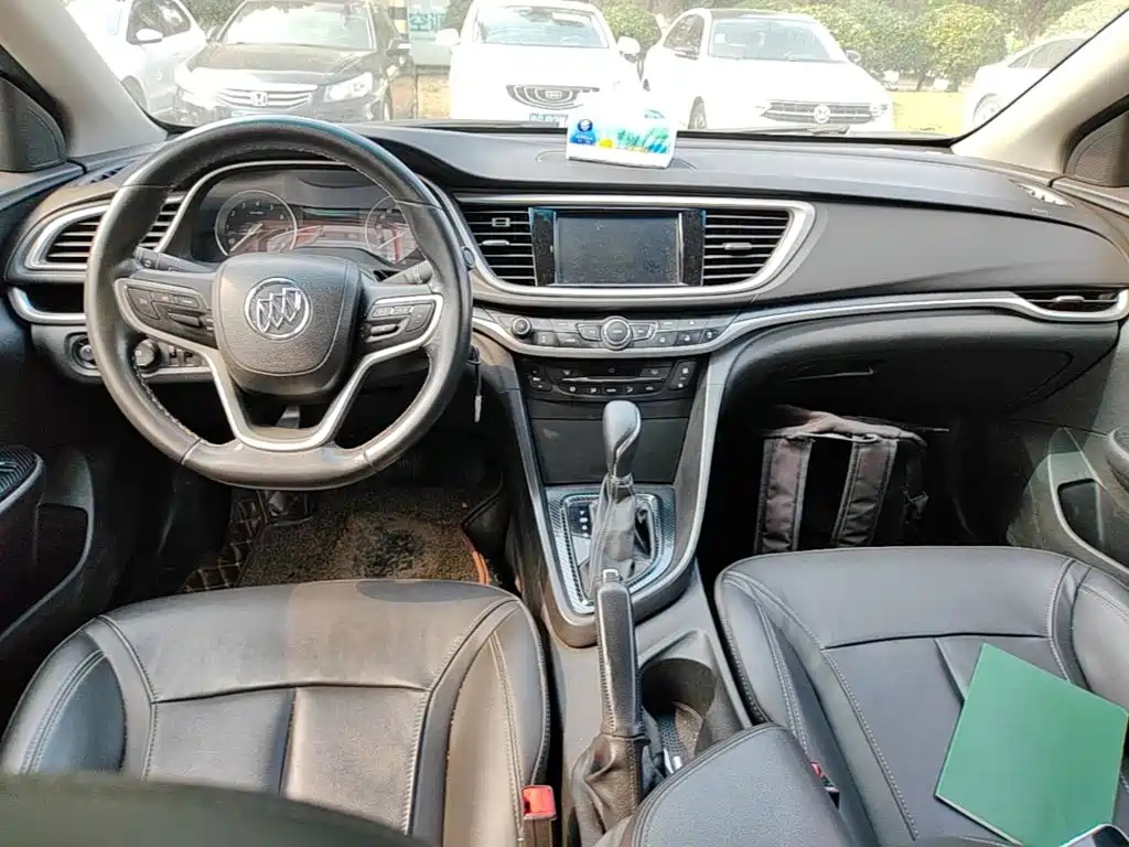 Buick Excelle — миниатюра 10