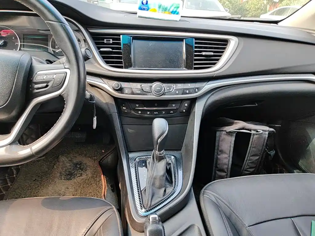 Buick Excelle — миниатюра 13