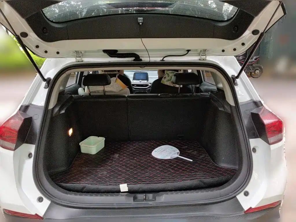 Chevrolet Trax — миниатюра 20