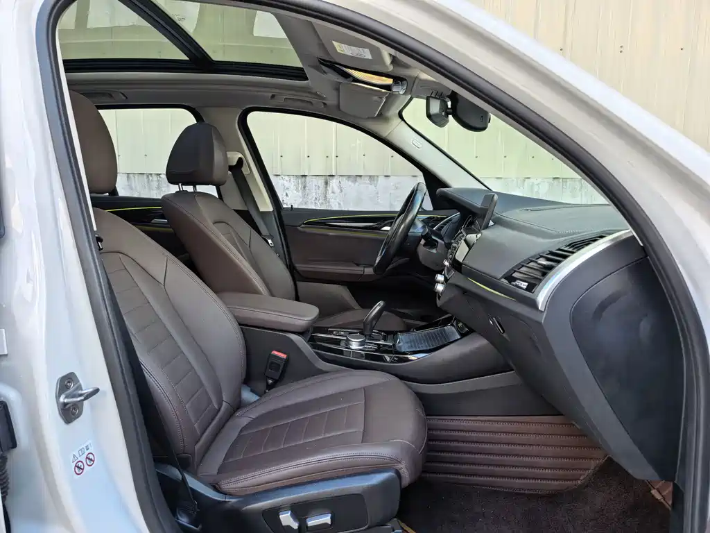 BMW X3 — миниатюра 19