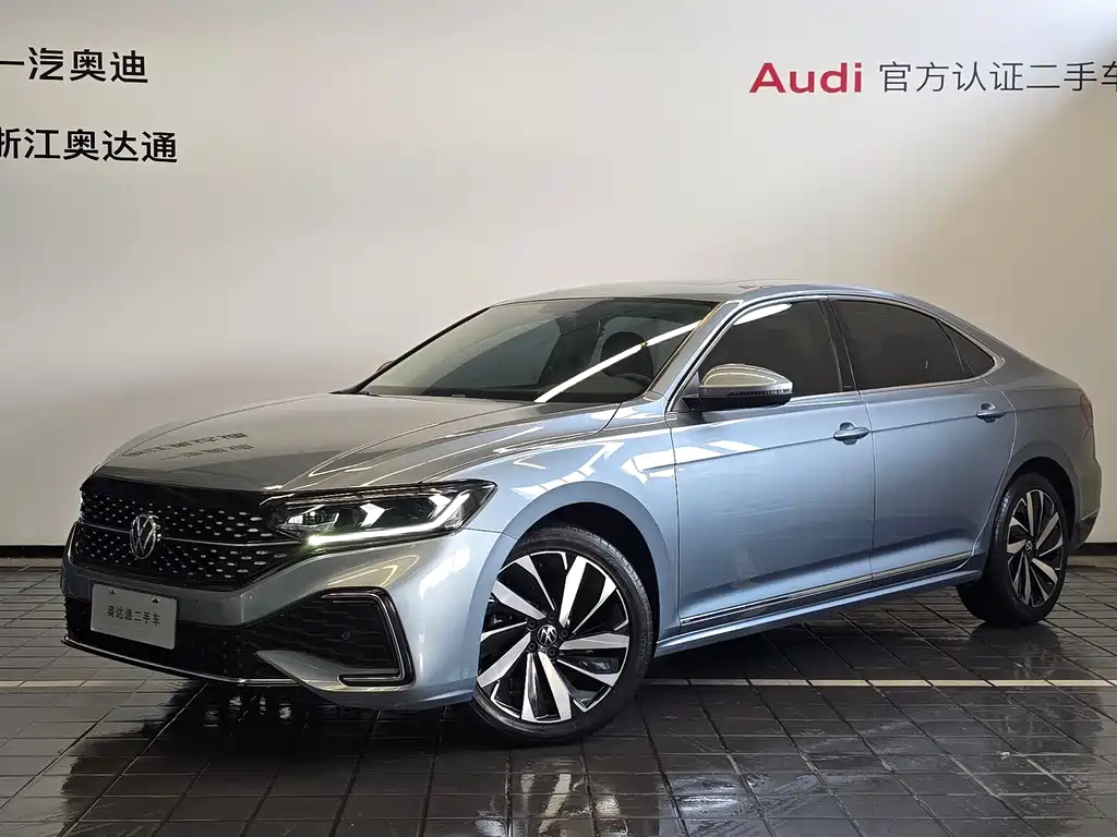Volkswagen Passat 2022 330TSI Elite